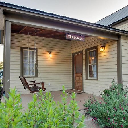 Wine Country Cottages On Main Fredericksburg Bagian luar foto